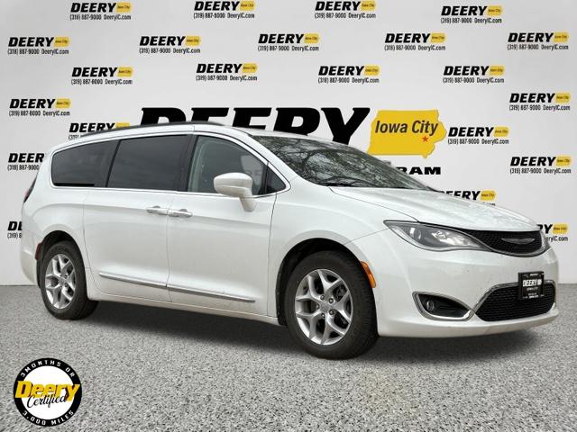  Chrysler Pacifica