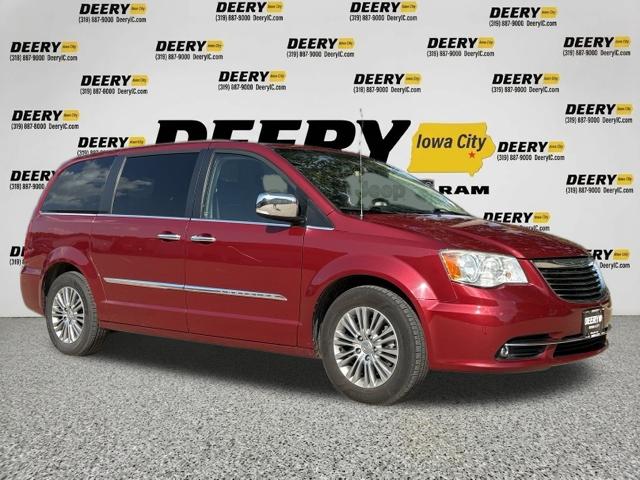 2014 Chrysler Town & Country Touring-L