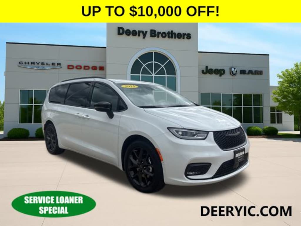 New 2025 Chrysler Pacifica Limited Passenger Van