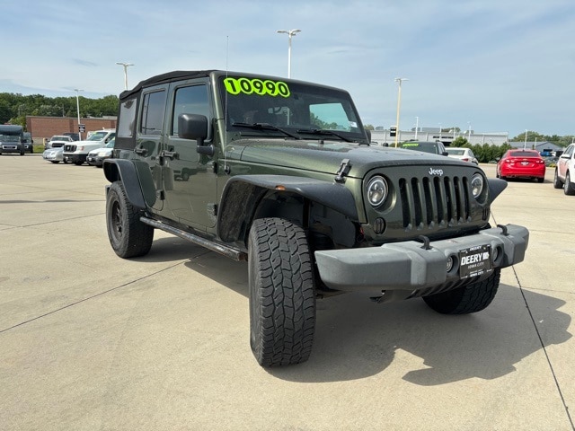 Used 2007 Jeep Wrangler Unlimited Sahara with VIN 1J4GA59127L202782 for sale in Iowa City, IA