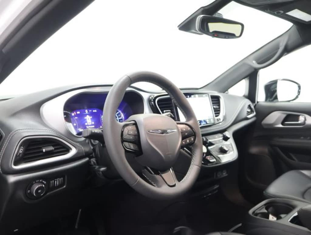 Used 2024 Chrysler Pacifica Plug-In Hybrid Select S Appearance Van Passenger Van