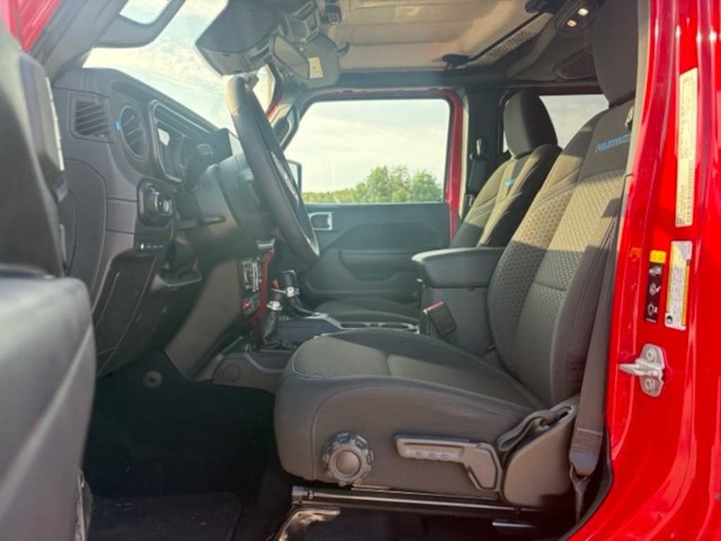 Used 2025 Jeep Wrangler 4xe Rubicon 4x4 SUV