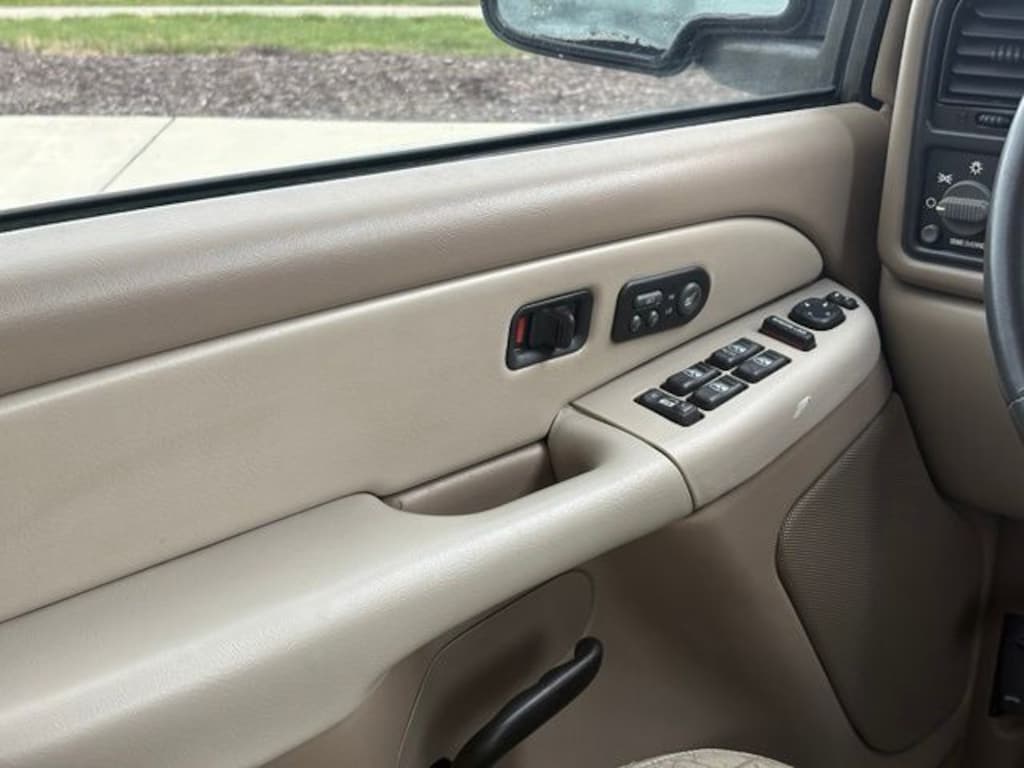 Used 2001 Chevrolet Suburban LT 4x4 SUV
