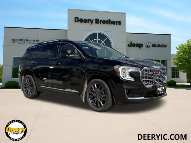 2024 GMC Terrain Denali AWD's photo