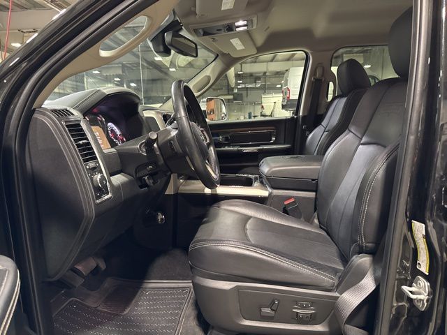 2018 Ram 2500 Laramie photo 3