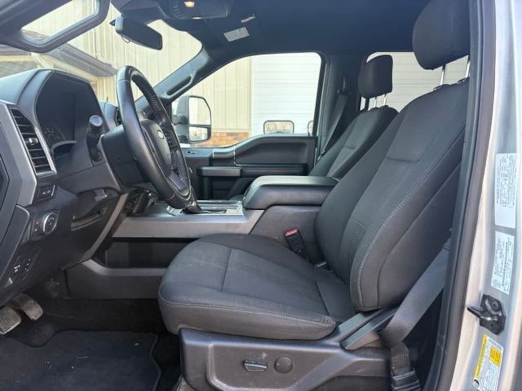 Used 2019 Ford F-150 XLT 4x4 Truck SuperCrew Cab