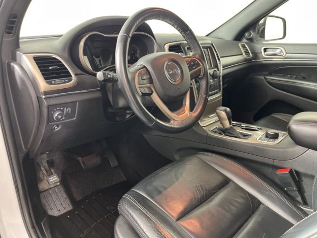 Used 2017 Jeep Grand Cherokee Limited 4x4 SUV