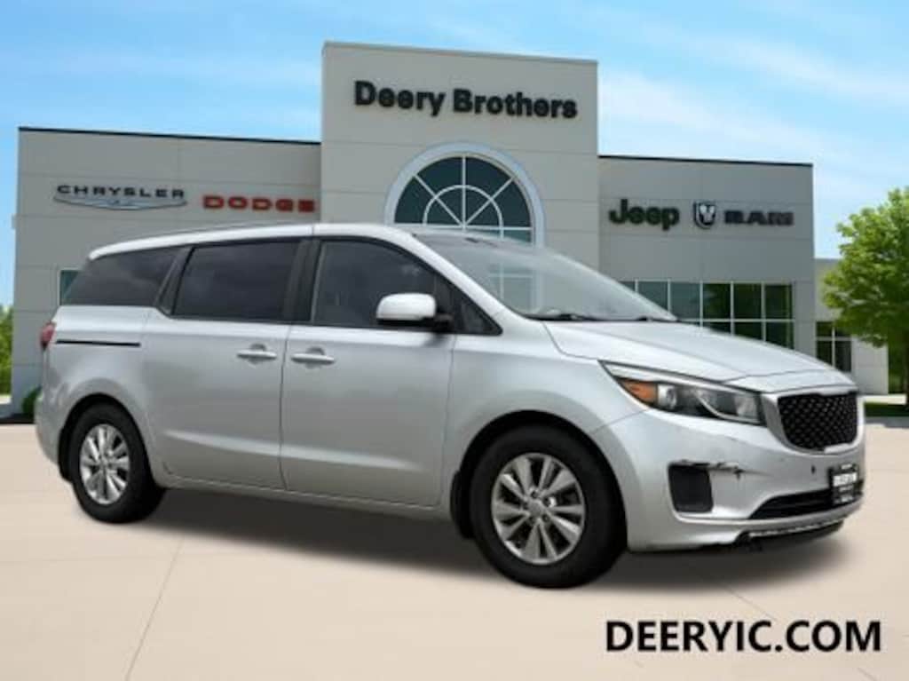 Used 2016 Kia Sedona LX Van
