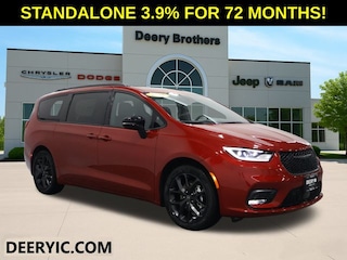 2026 Chrysler Pacifica Limited Passenger Van