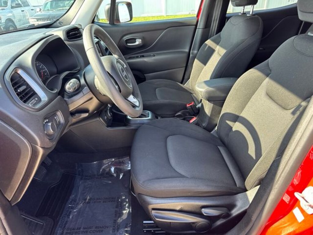 Used 2023 Jeep Renegade Latitude 4x4 SUV