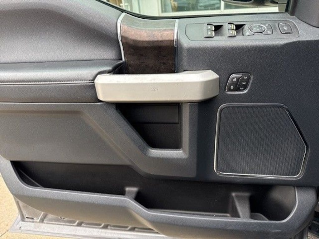 Used 2022 Ford F-350 Lariat 4x4 Truck Crew Cab