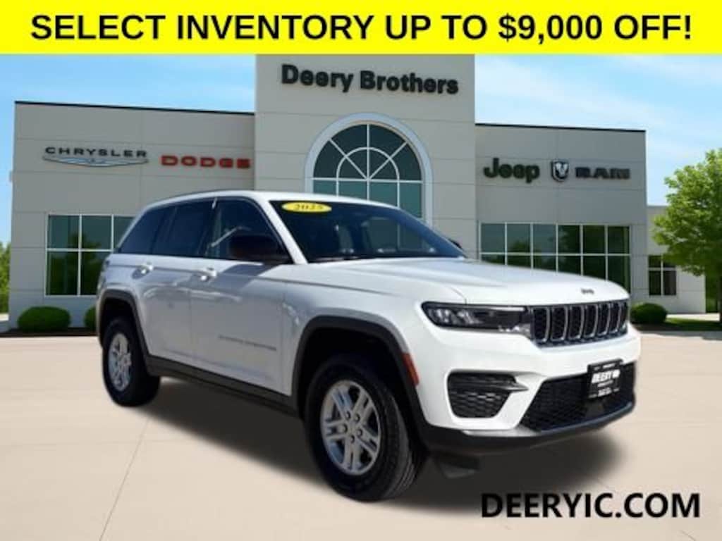 New 2025 Jeep Grand Cherokee Laredo X Sport Utility