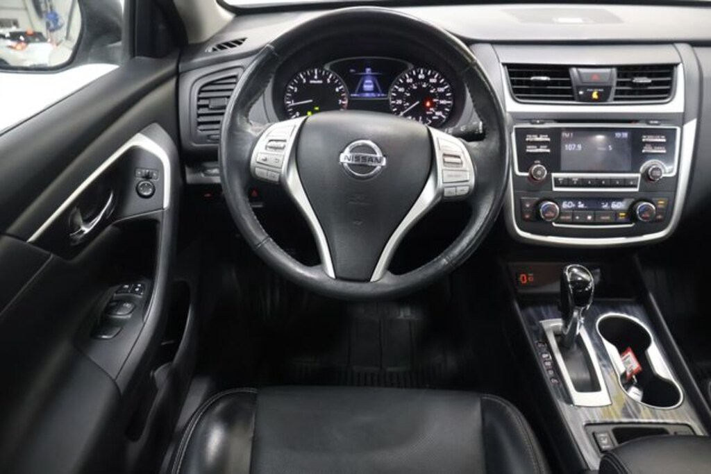 Used 2017 Nissan Altima 2.5 SL Sedan
