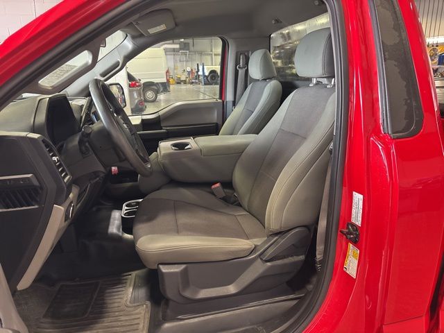 2018 Ford F-150 XL photo 2