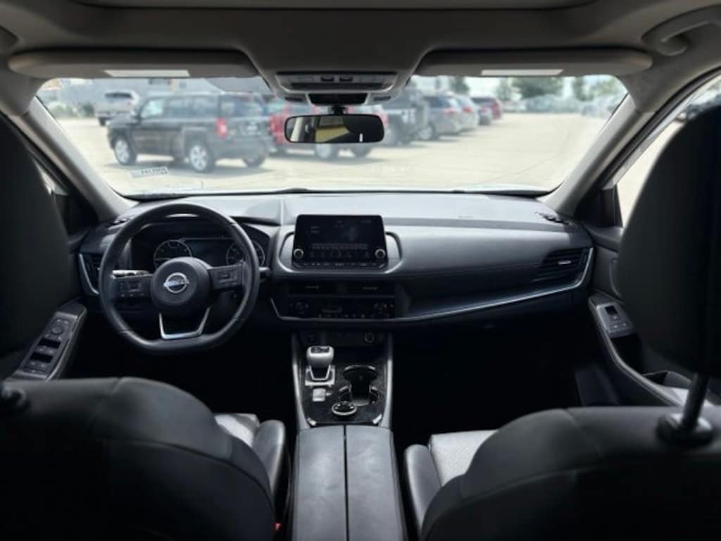 Used 2024 Nissan Rogue SV AWD SUV