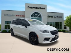 2025 Chrysler Pacifica Limited Passenger Van