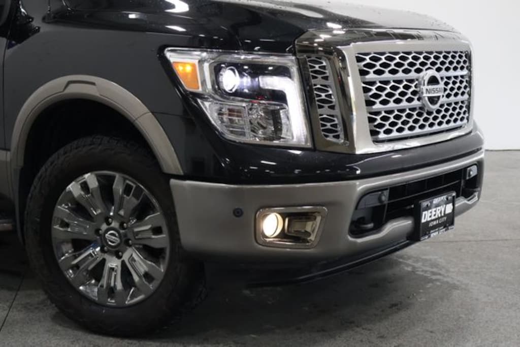 Used 2019 Nissan Titan Platinum Reserve 4x4 Truck Crew Cab