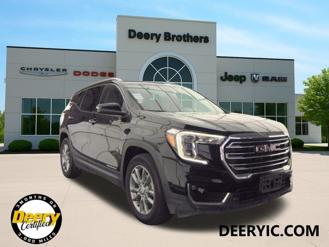 2024 GMC Terrain SLT's photo