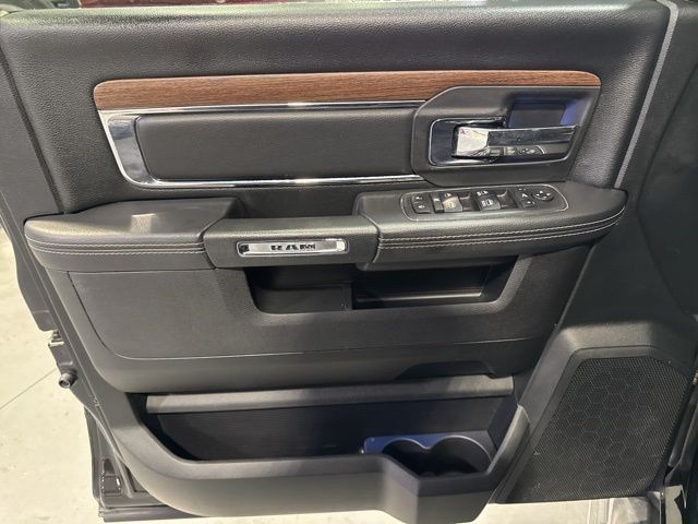 2018 Ram 1500 Laramie photo 4