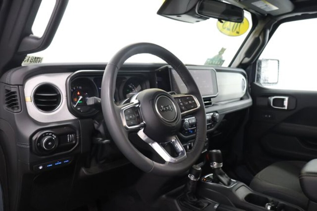 Used 2025 Jeep Wrangler 4xe Sahara 4x4 SUV