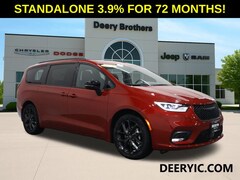 2026 Chrysler Pacifica Limited Passenger Van