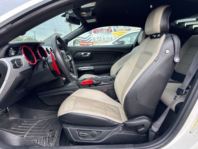 2017 Ford Mustang EcoBoost Premium photo 2