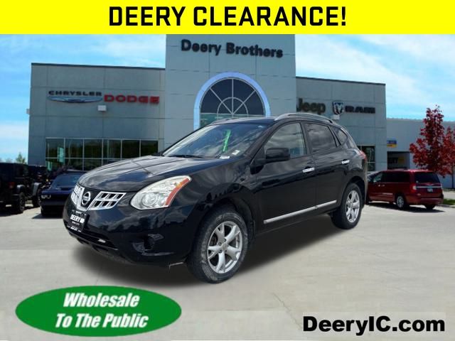 Used 2011 Nissan Rogue SV with VIN JN8AS5MV7BW670750 for sale in Iowa City, IA