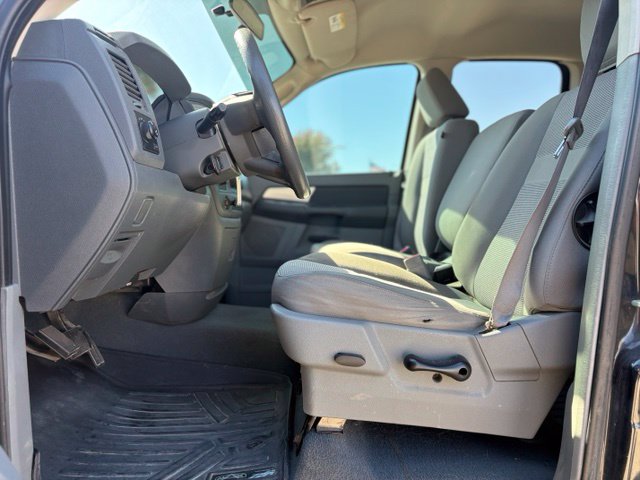 Used 2008 Dodge Ram 1500 Pickup SLT with VIN 1D7HU18218S533807 for sale in Iowa City, IA