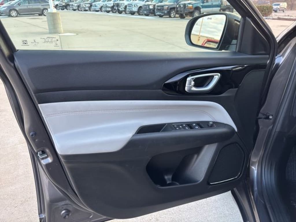 Certified 2022 Jeep Compass Limited 4x4 SUV