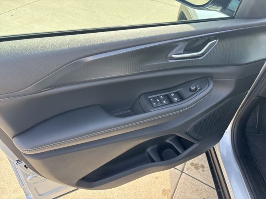 New 2025 Jeep Grand Cherokee Altitude X Sport Utility