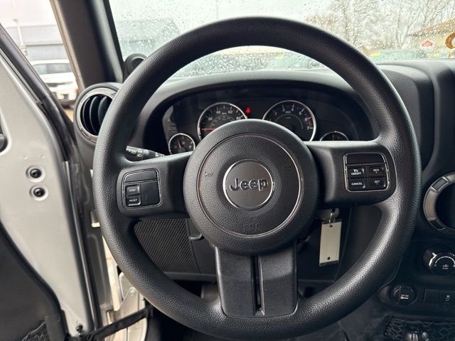 2011 Jeep Wrangler Sport photo 4