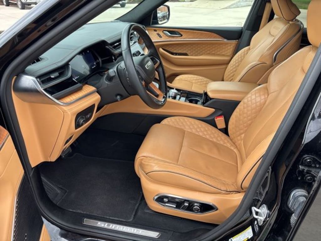 Certified 2024 Jeep Grand Cherokee Summit Reserve 4x4 SUV