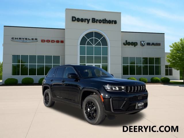 2026 Jeep Grand Cherokee Altitude's photo