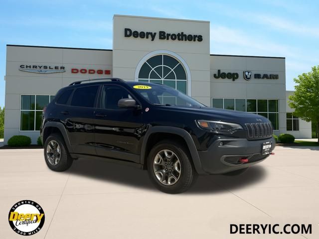 2019 Jeep Cherokee Trailhawk 4X4's photo