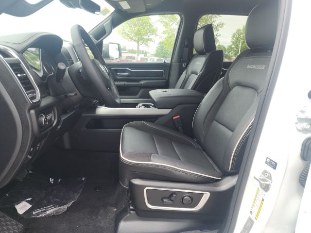 2025 Ram 1500 Laramie photo 2