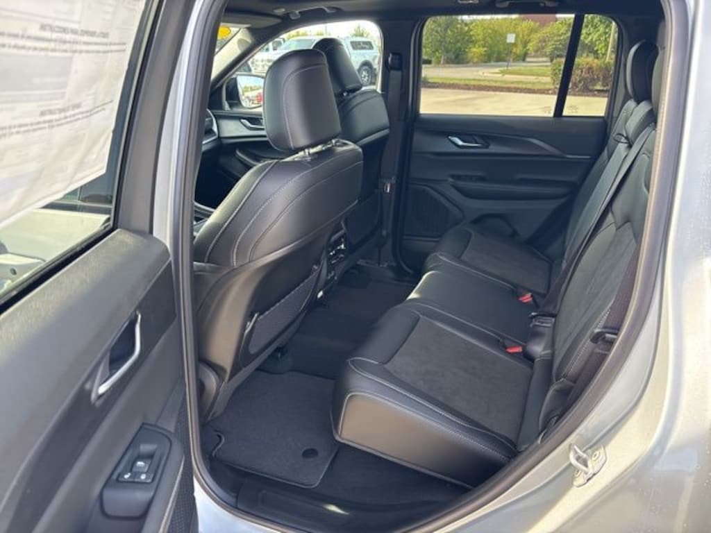 New 2025 Jeep Grand Cherokee Altitude X Sport Utility