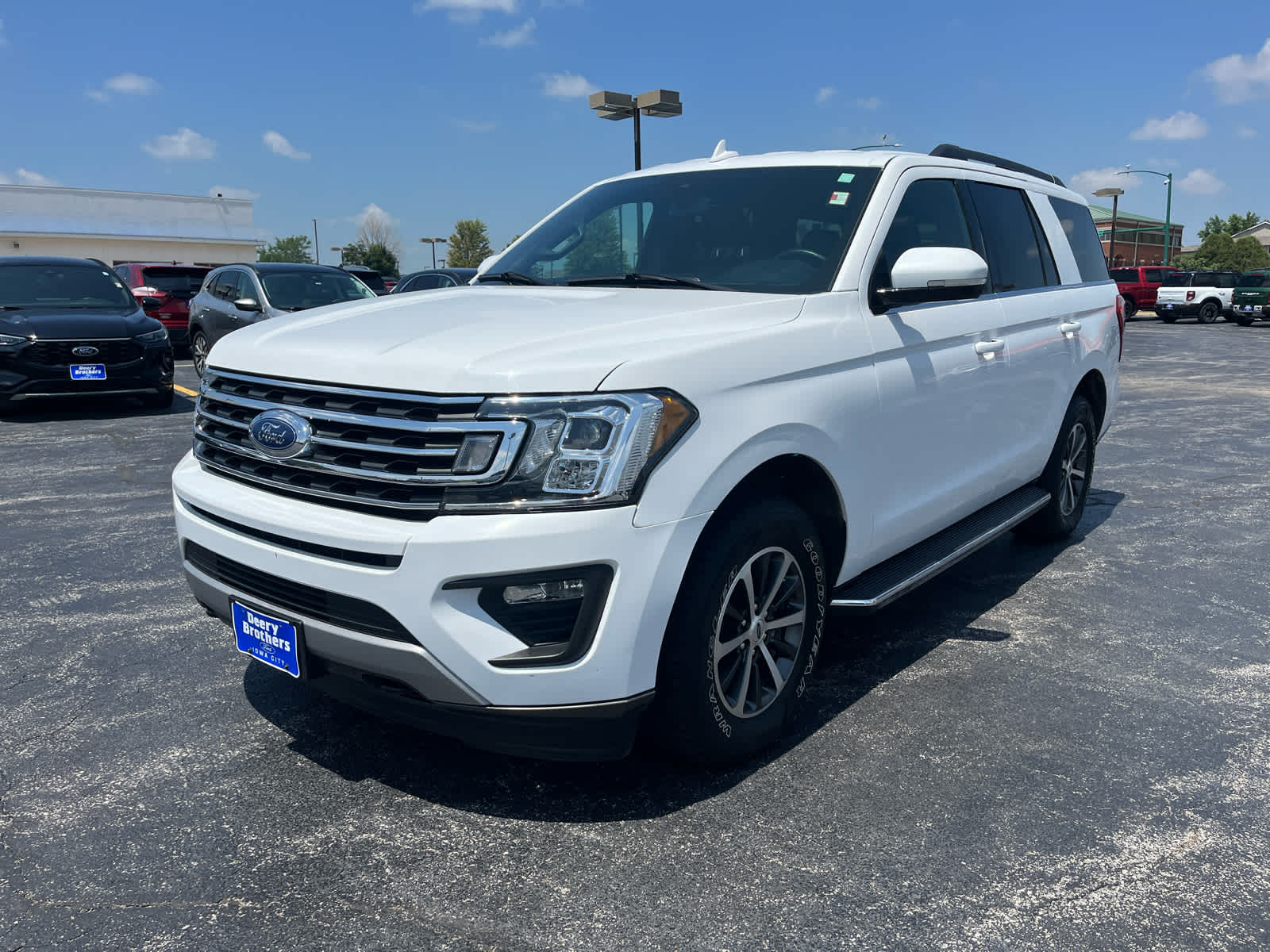 2021 Ford Expedition XLT photo 4