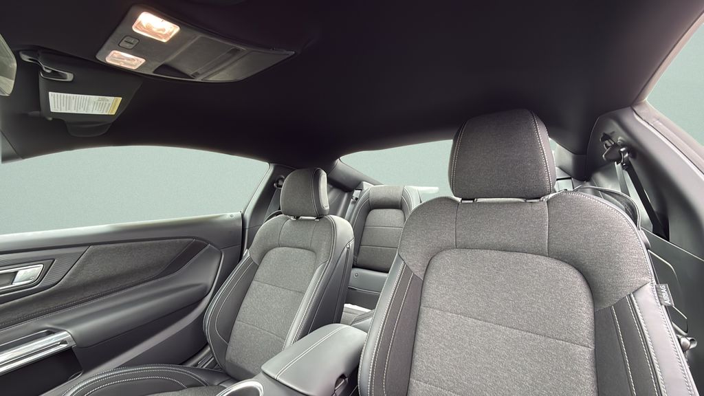 2026 Ford Mustang EcoBoost Fastback - Photo 16
