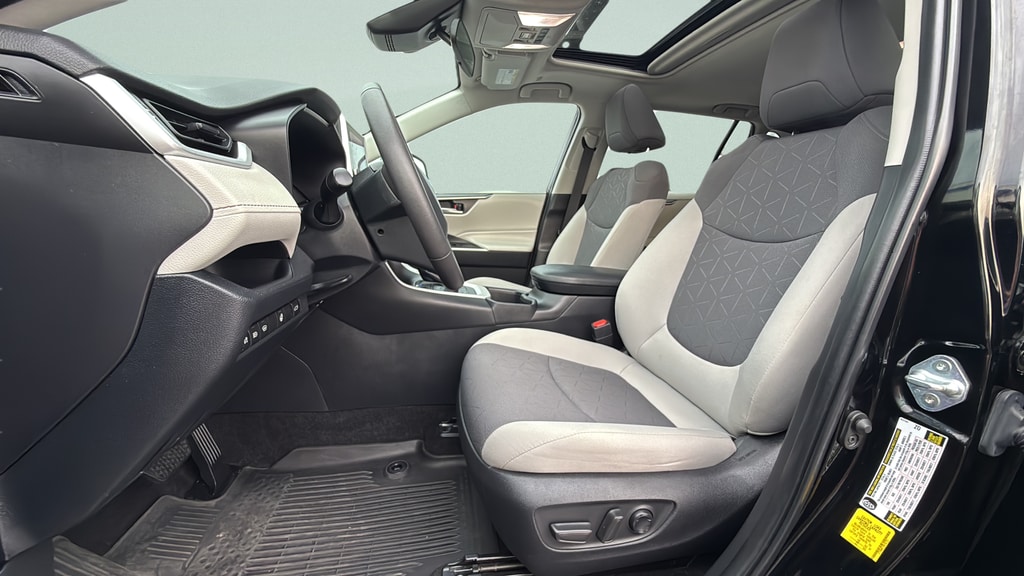 Used 2023 Toyota RAV4 Hybrid XLE SUV