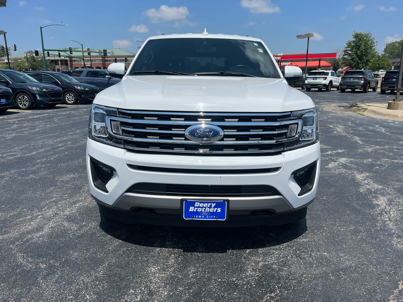 2021 Ford Expedition XLT photo 3
