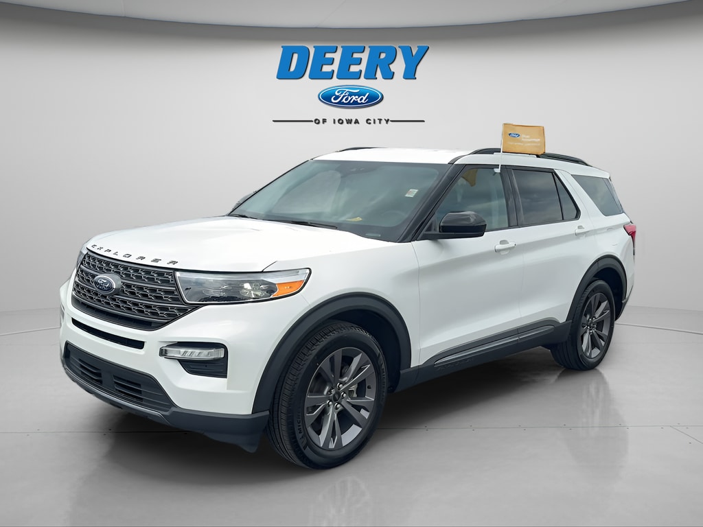 2024 Ford Explorer XLT 4WD's photo