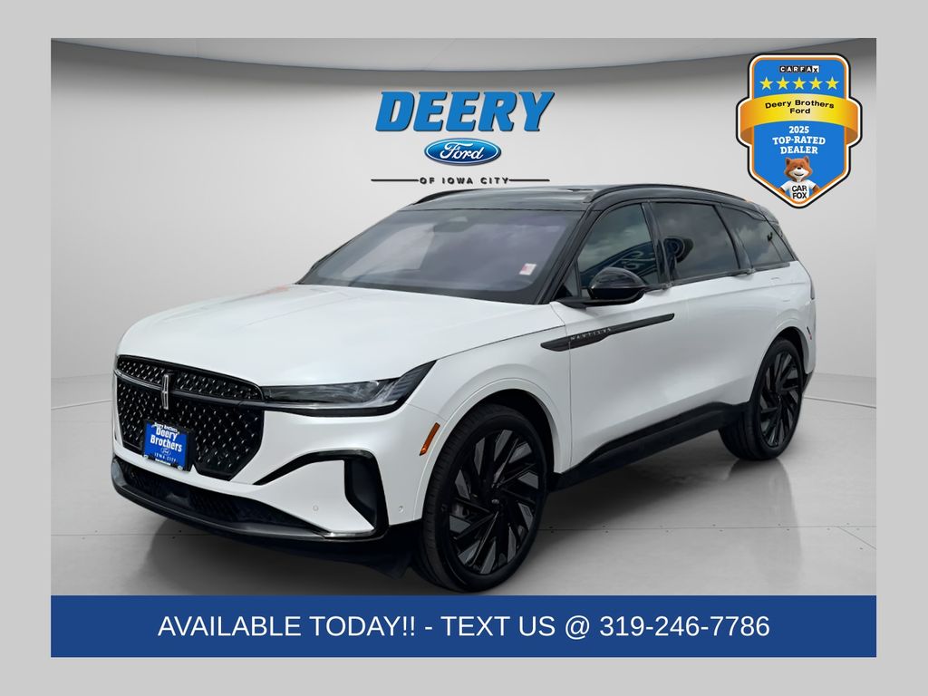 2024 Lincoln Nautilus Reserve AWD's photo