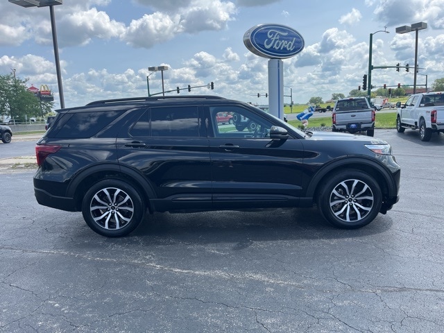 Used 2020 Ford Explorer ST with VIN 1FM5K8GCXLGB61915 for sale in Iowa City, IA