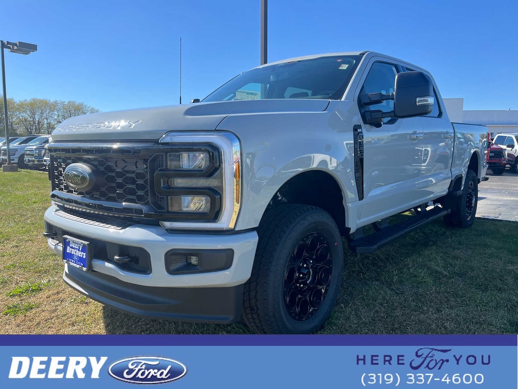 New 2026 Ford Super Duty F-350 SRW XLT Truck Crew Cab