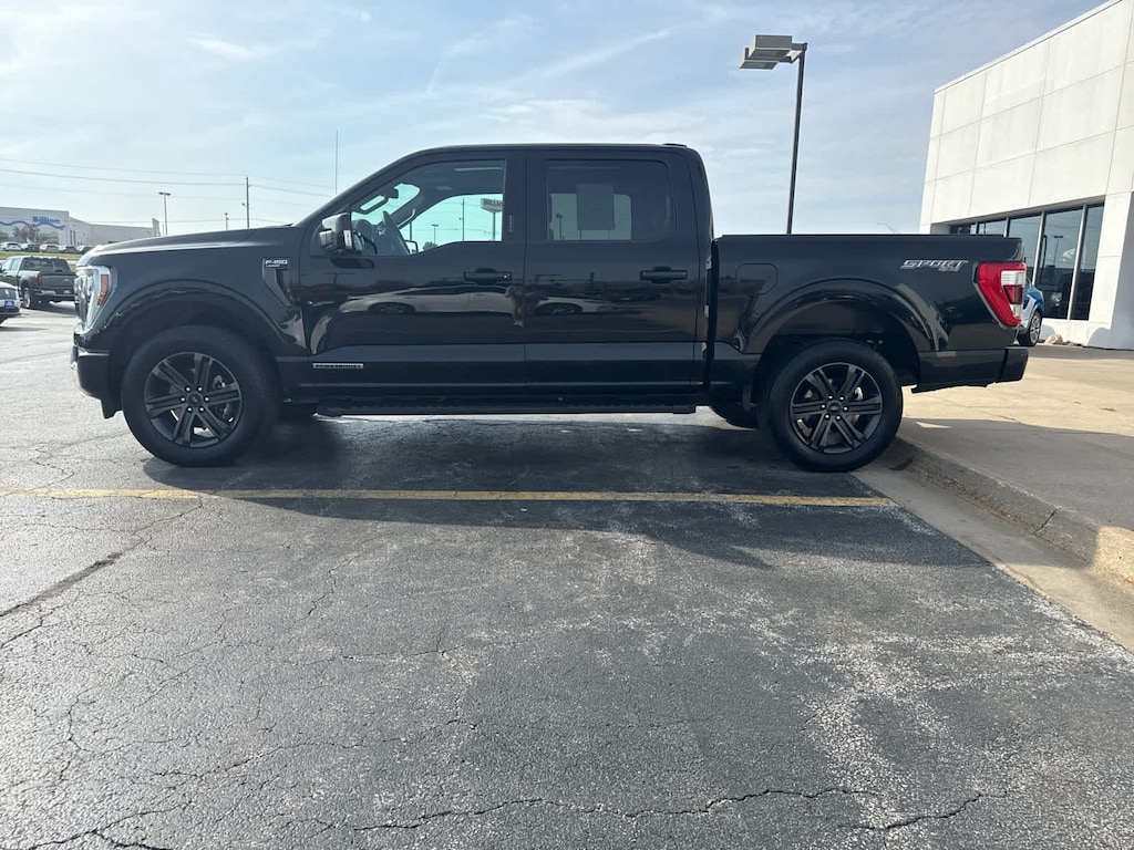 Used 2021 Ford F-150 Lariat 4WD Supercrew 5.5 Box 4WD SuperCrew 5.5 Box