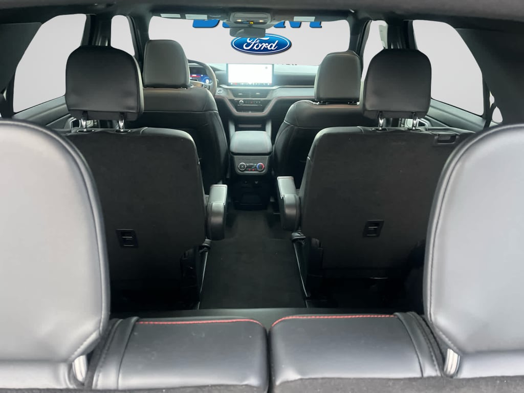 2025 Ford Explorer ST - Photo 20