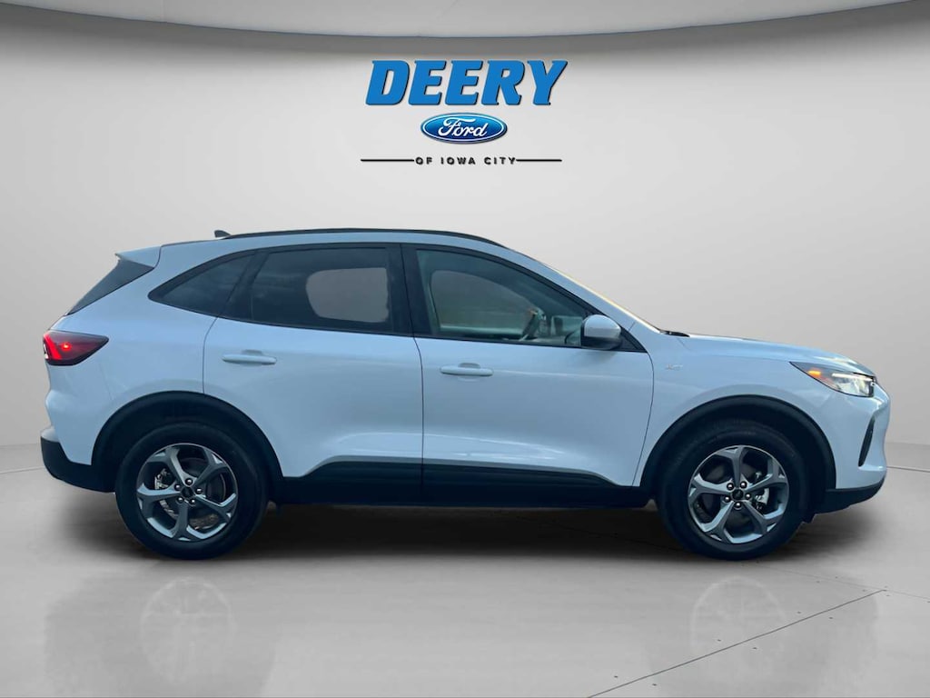 Used 2025 Ford Escape ST-Line Select AWD