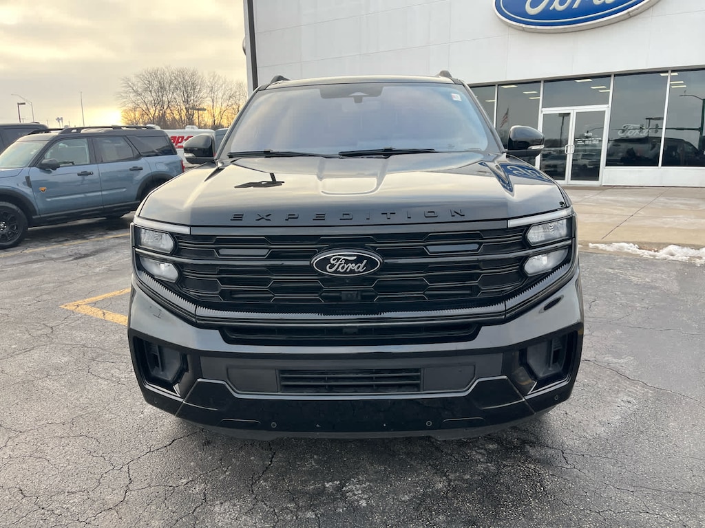 Used 2025 Ford Expedition Max Platinum 4x4