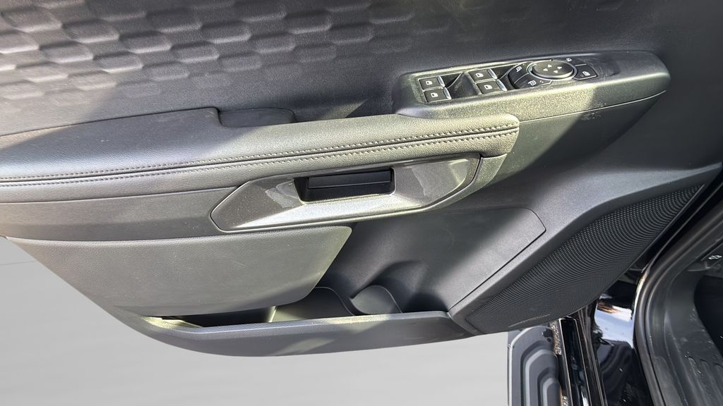 2025 Ford Ranger XLT - Photo 17