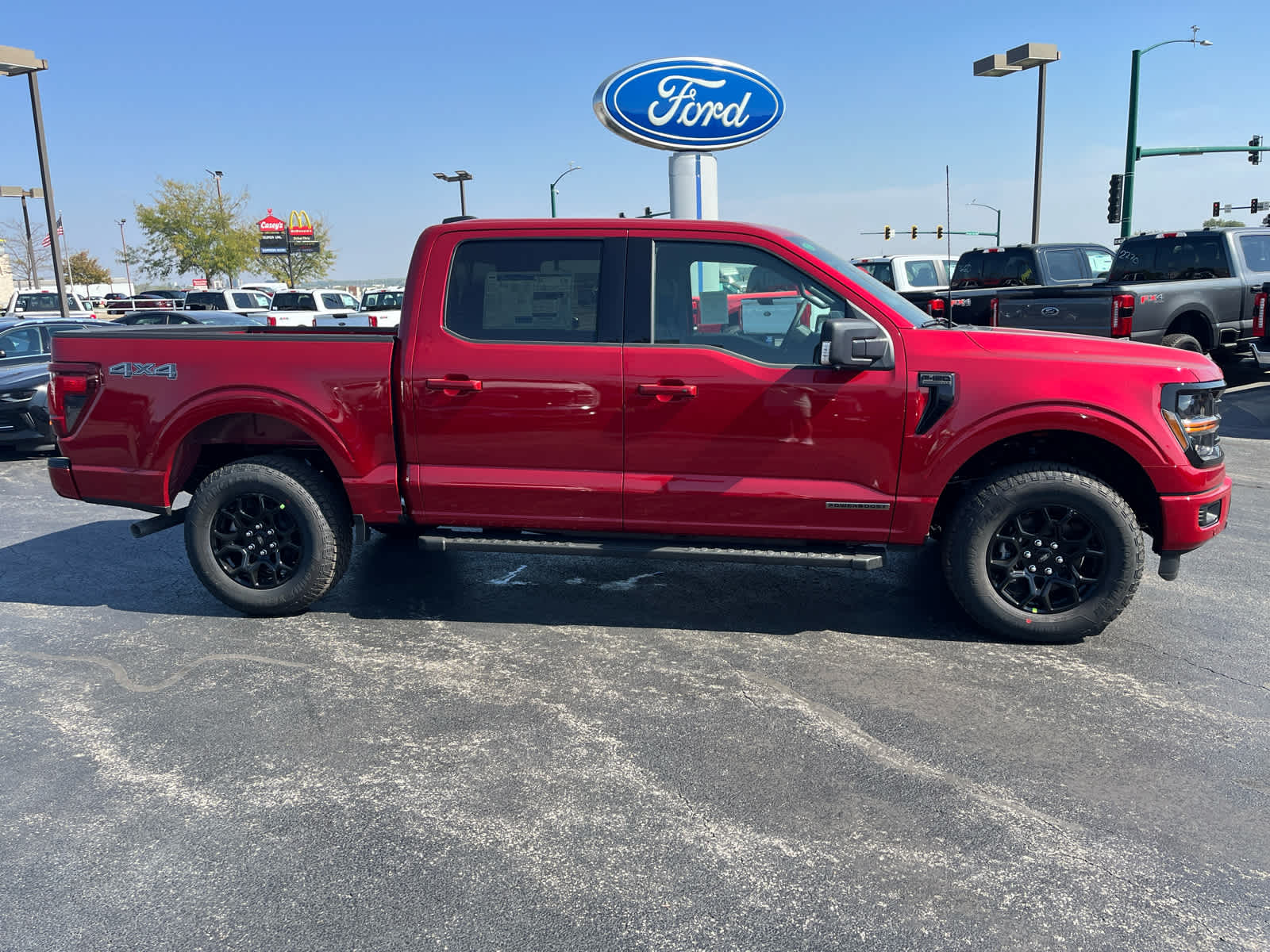 2025 Ford F-150 XLT photo 2